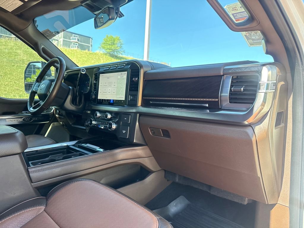 Certified 2024 Ford F250 King Ranch AWD/4WD image 29
