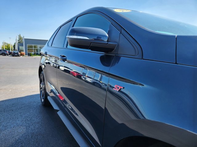 Certified 2022 Ford Edge ST w/ Cargo Accessory Package image 43