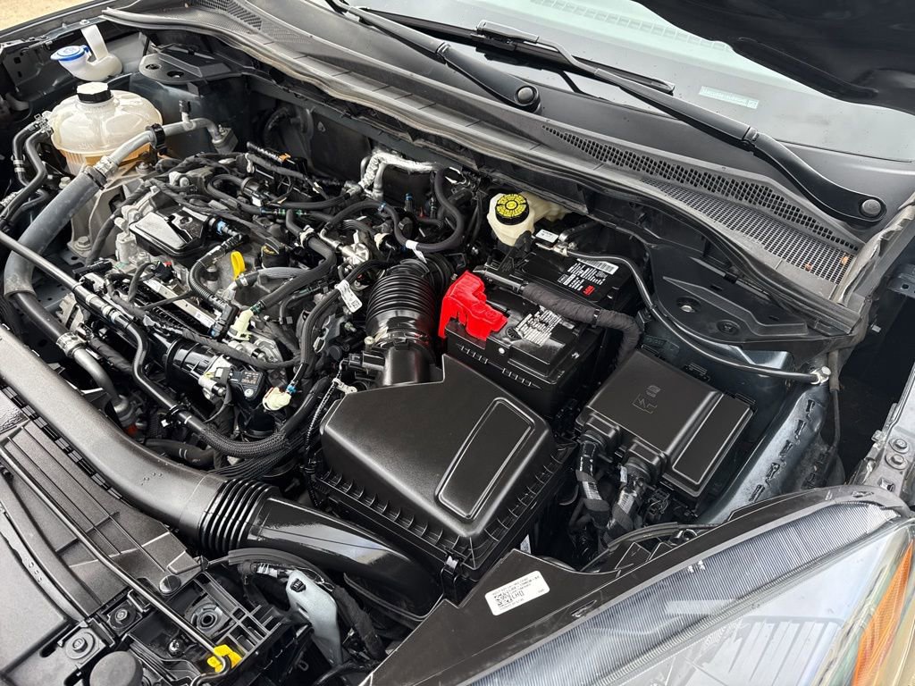 Certified 2022 Ford Escape SE w/ SE Sport Appearance Package image 31