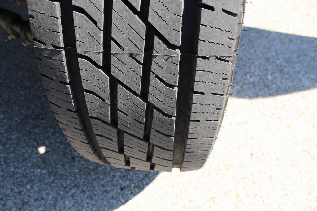 Certified 2023 Ford F250 Lariat w/ Sport Appearance Package image 25