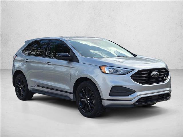 Certified 2022 Ford Edge SE w/ Black Appearance Package AWD/4WD image 3