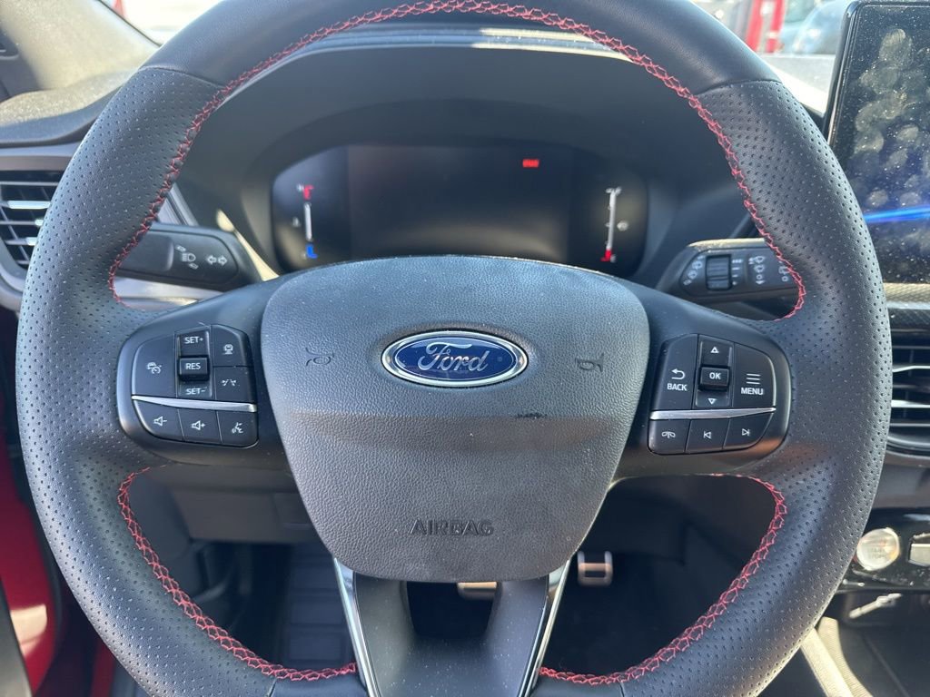 Certified 2023 Ford Escape ST-Line w/ Tech Pack #1 image 9