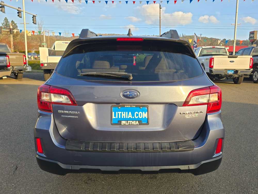 Used 2017 Subaru Outback 2.5i Premium image 4