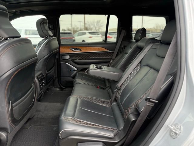 Used 2022 Jeep Grand Cherokee L Summit image 28