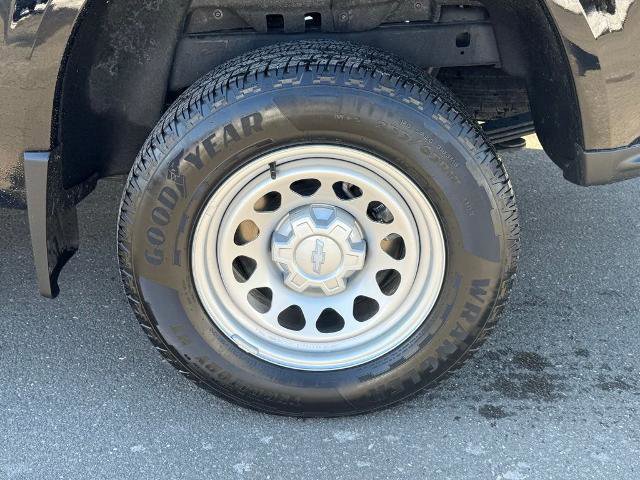 Used 2024 Chevrolet Colorado W/T image 19