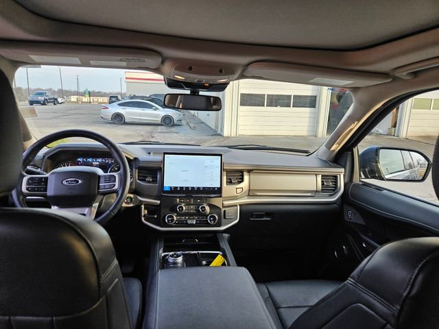Certified 2023 Ford Expedition Max XLT image 14