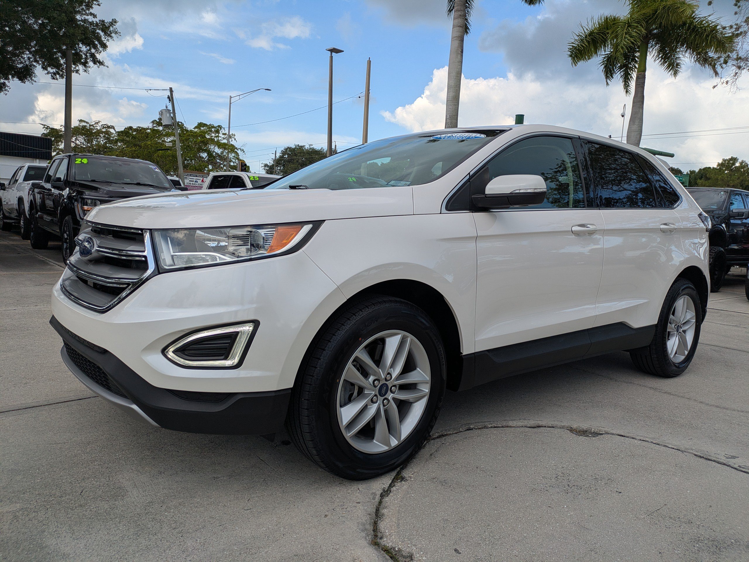 Certified 2017 Ford Edge SEL w/ Equipment Group 201A AWD/4WD image 7