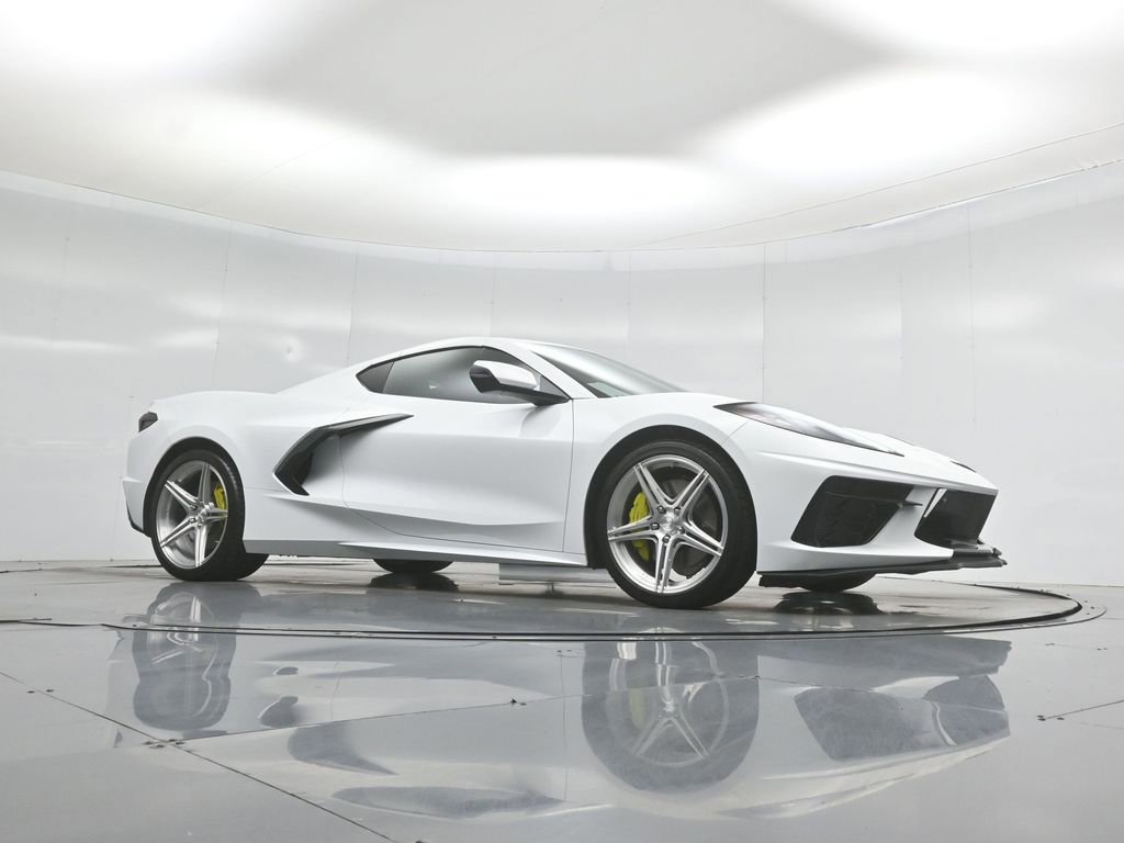 Used 2023 Chevrolet Corvette Stingray Preferred Cpe w/ Z51 Performance Package image 2