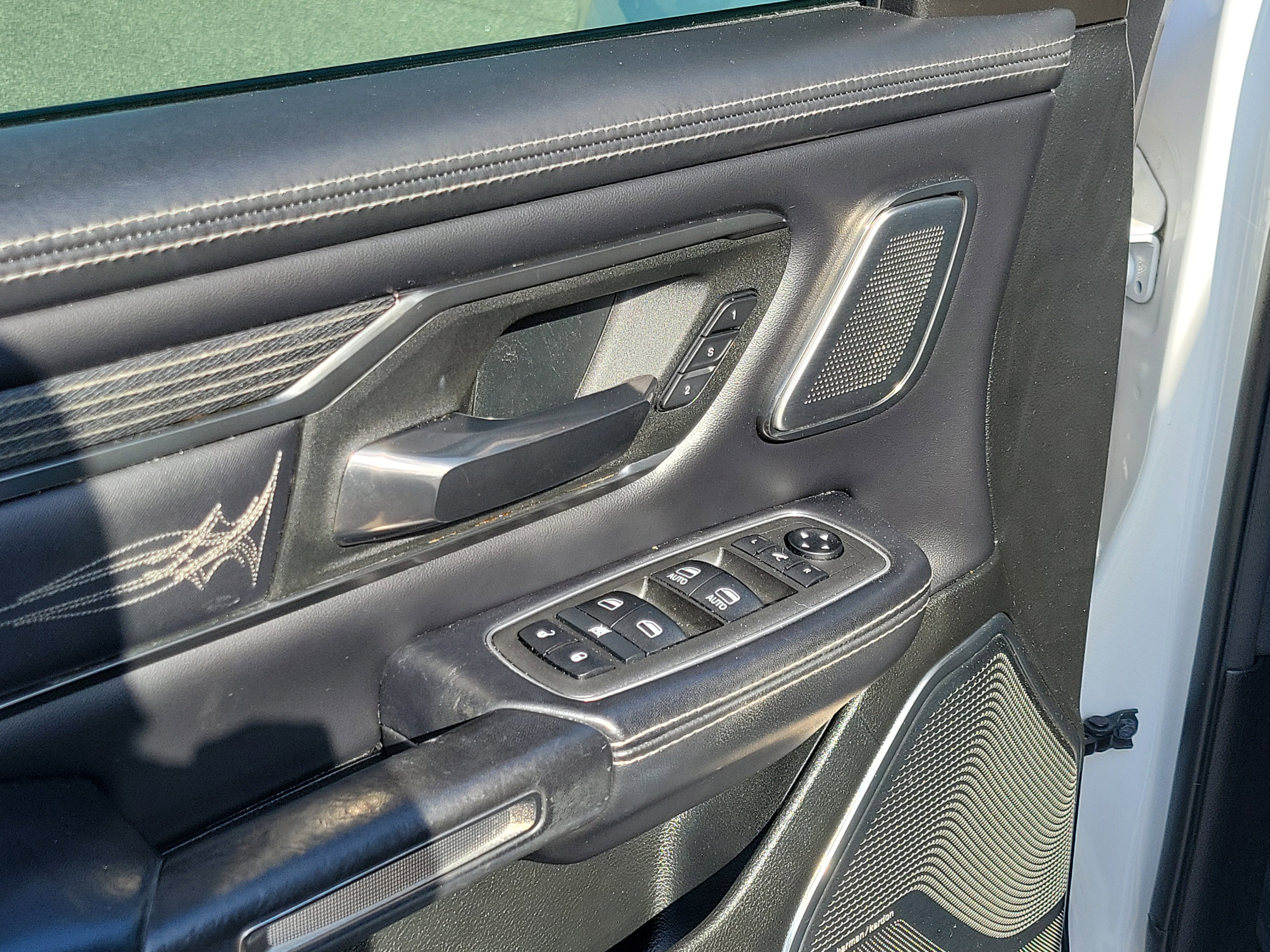 Used 2021 RAM 1500 Limited w/ Night Edition image 6