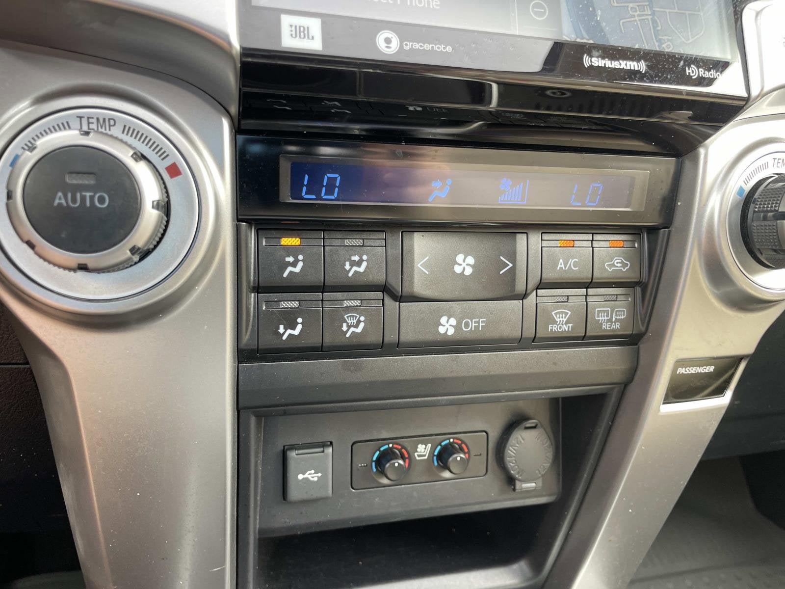 Used 2021 Toyota 4Runner Limited RWD image 21