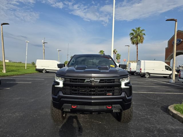 Used 2023 Chevrolet Silverado 1500 LT Trail Boss w/ Protection Package AWD/4WD image 4