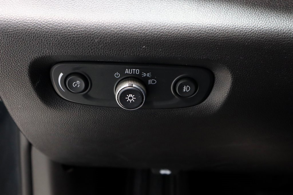 Used 2021 Chevrolet Traverse RS w/ LPO, Cargo Package image 28