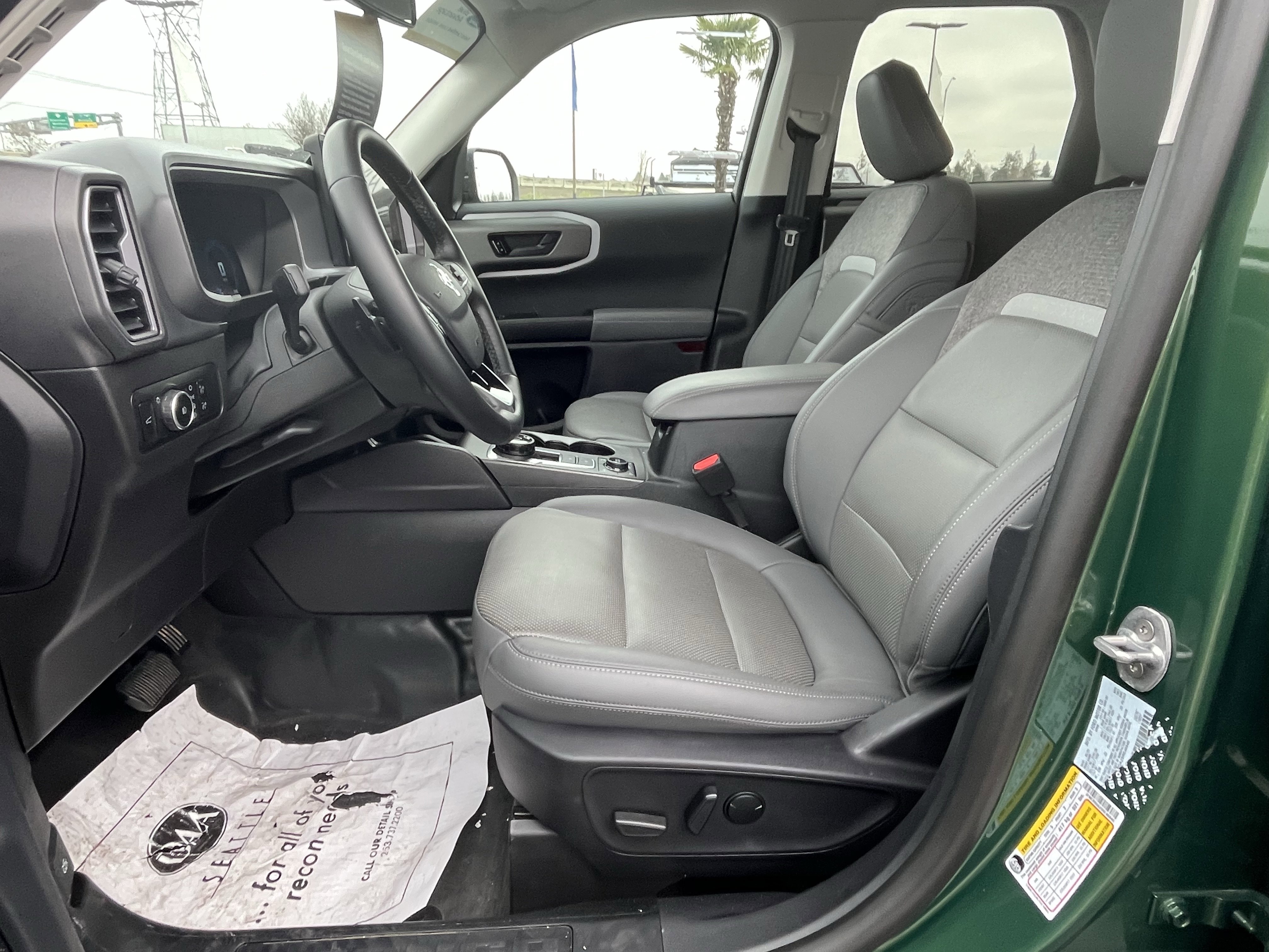 Certified 2025 Ford Bronco Sport Badlands image 8