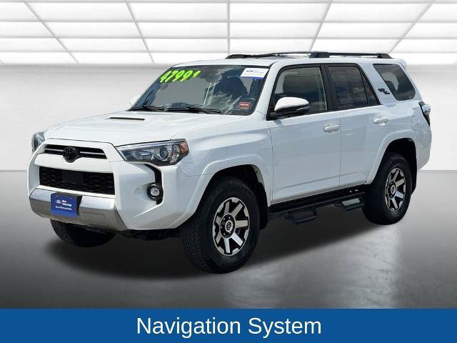 Used 2024 Toyota 4Runner TRD Off-Road Premium w/ Moonroof Package AWD/4WD image 4