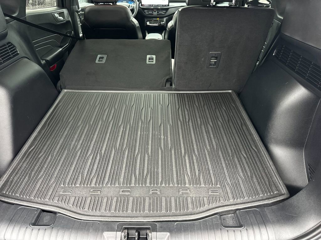 Certified 2024 Ford Escape ST-Line Elite w/ Premium Technology Package image 14