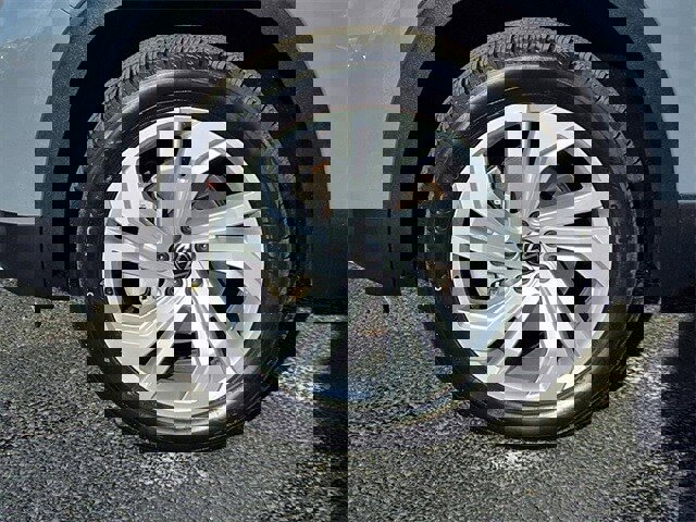 Used 2021 Volkswagen Atlas Cross Sport SEL w/ Cross Sport MDO Package image 9