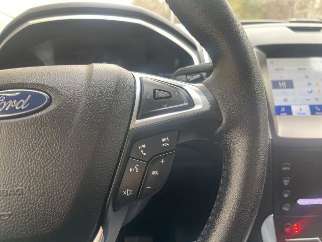 Certified 2020 Ford Edge Titanium image 21