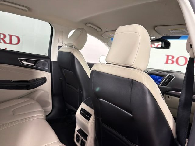 Certified 2020 Ford Edge Titanium FWD image 19