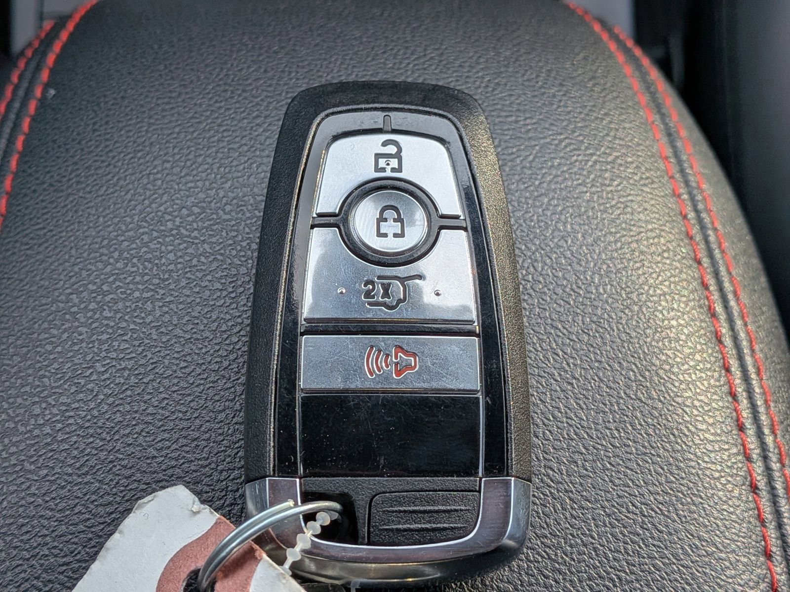 Certified 2025 Ford Escape ST-Line w/ Equipment Group 301A image 29