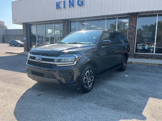 Certified 2024 Ford Expedition Max XLT image 2
