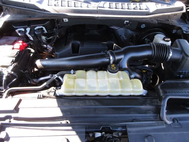 Certified 2020 Ford F150 Platinum w/ Equipment Group 701A Luxury image 27