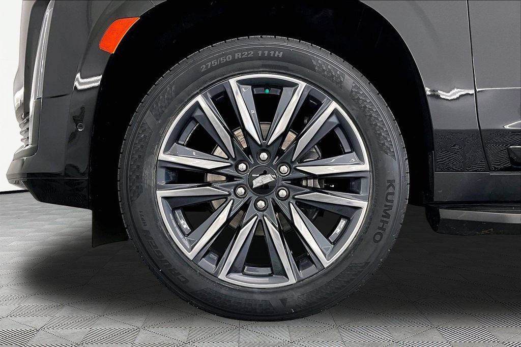 Used 2024 Cadillac Escalade Sport AWD/4WD image 9