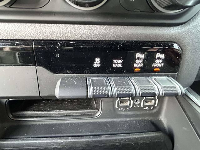 Used 2021 RAM 1500 Big Horn RWD image 23