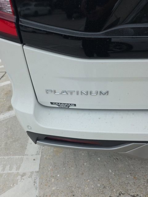 Certified 2025 Ford Expedition Max Platinum w/ Platinum Ultimate Package AWD/4WD image 6