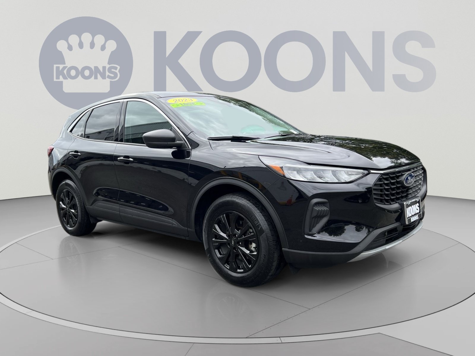 Certified 2023 Ford Escape Active AWD/4WD image 2