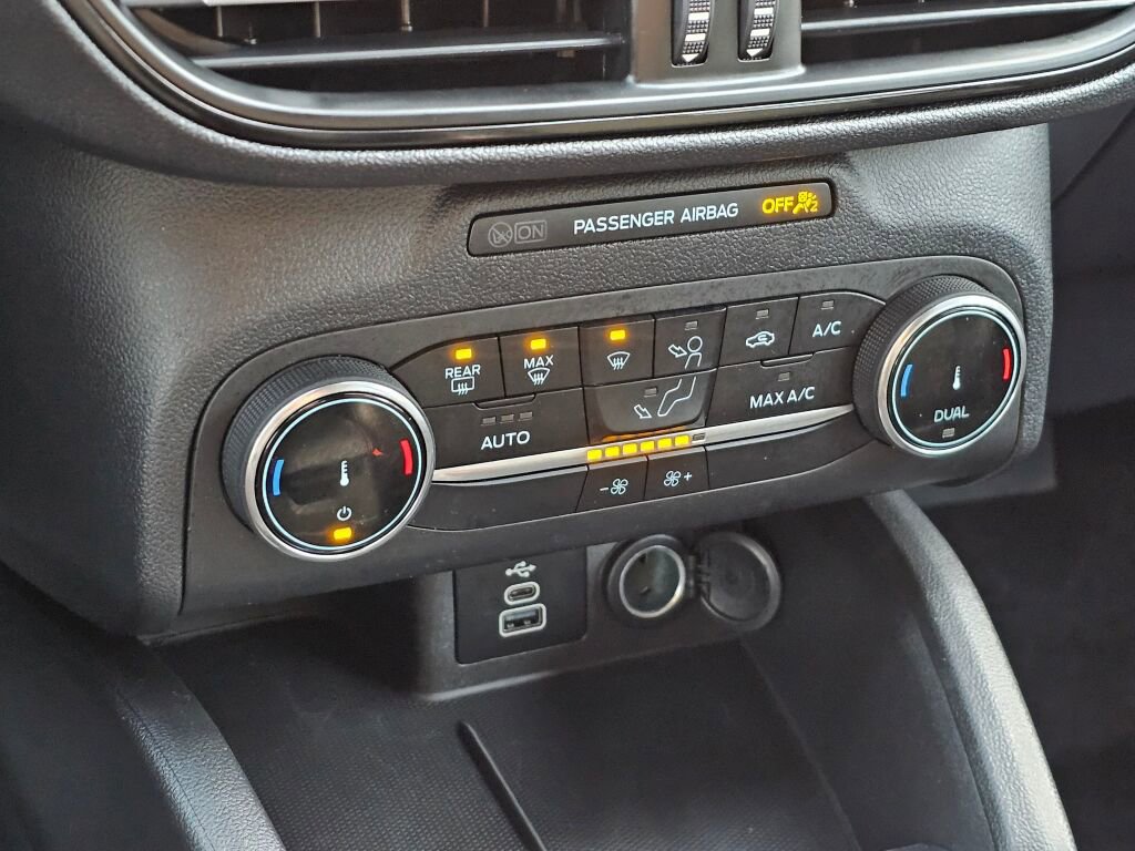 Certified 2025 Ford Escape ST-Line image 28