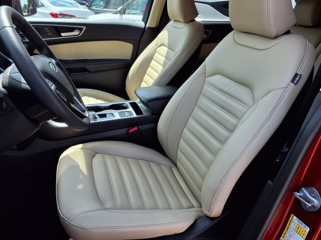 Certified 2023 Ford Edge SEL w/ Convenience Package AWD/4WD image 5