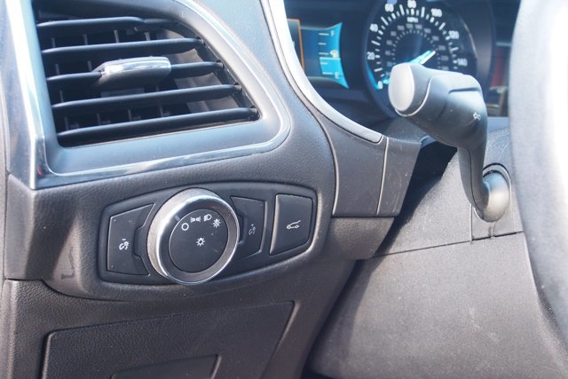 Certified 2017 Ford Edge Titanium w/ Equipment Group 301A image 20