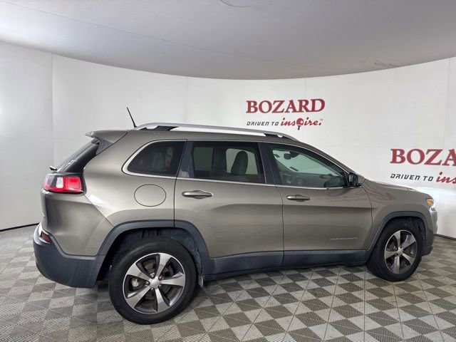 Used 2019 Jeep Cherokee Limited image 6