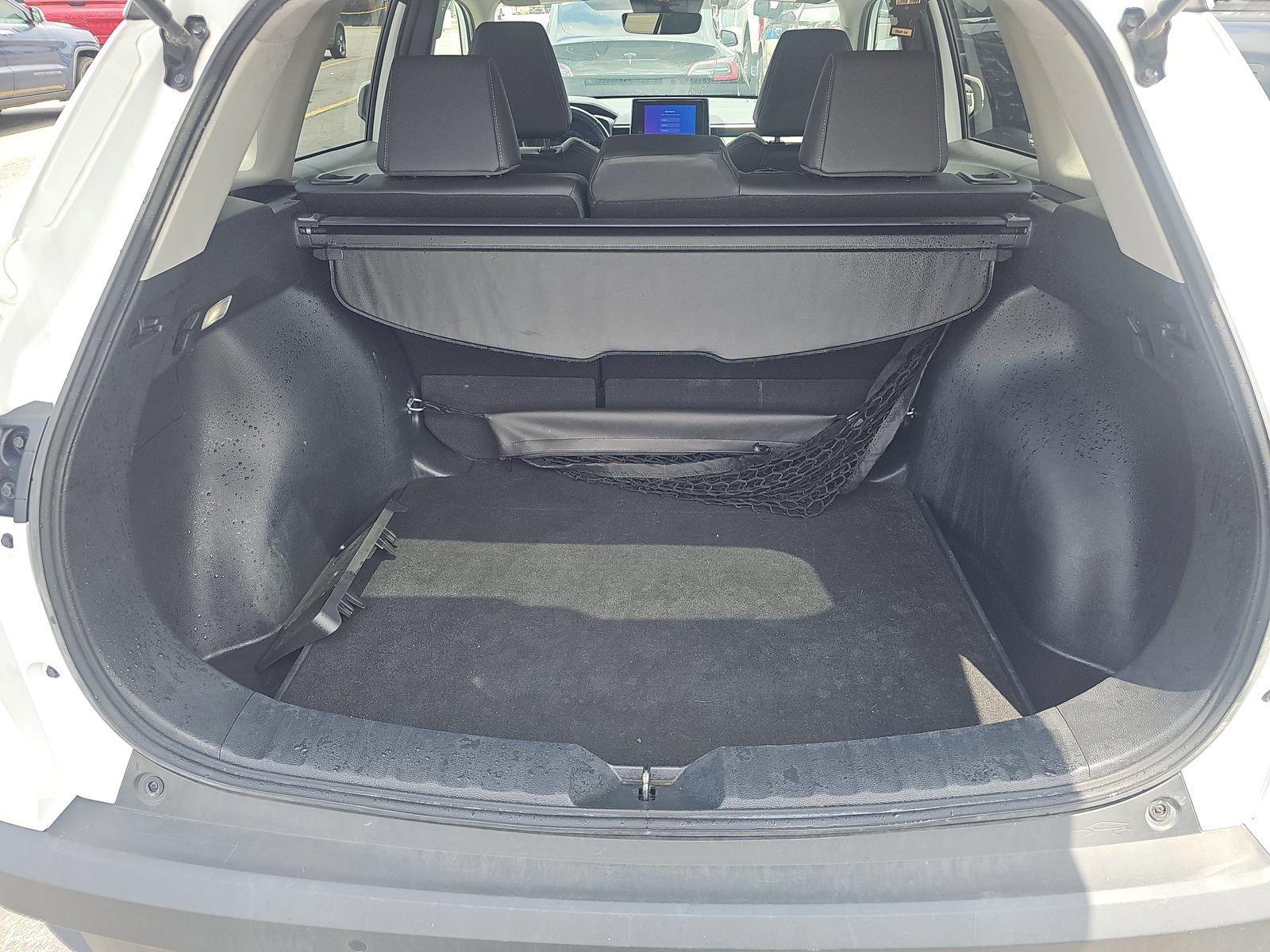 Used 2023 Toyota Corolla Cross XLE FWD image 28
