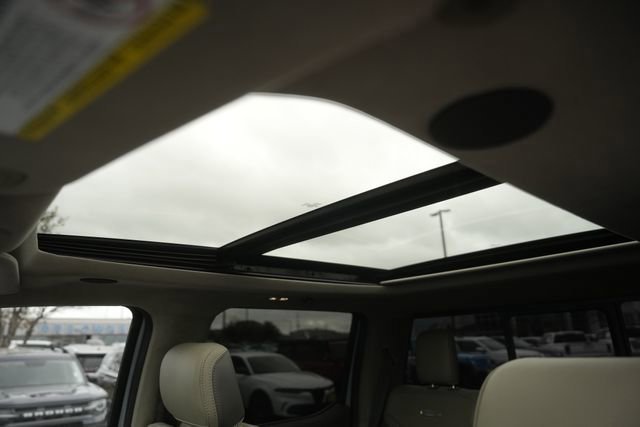 Certified 2026 Ford F450 Platinum w/ Platinum Plus Package image 11