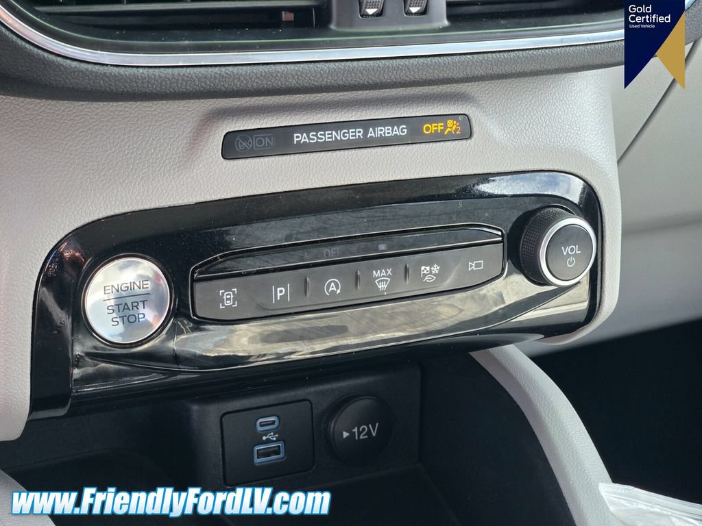 Certified 2023 Ford Escape Platinum w/ Premium Technology Package AWD/4WD image 22