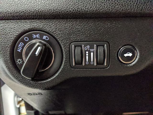 Used 2019 Chrysler 300 Touring w/ Sport Appearance Package RWD image 15