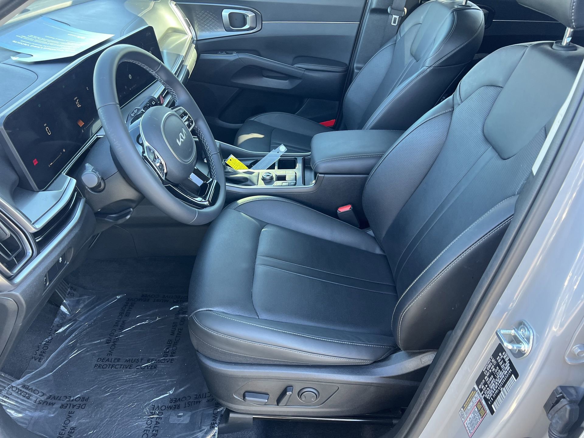 Used 2025 Kia Sorento S w/ Panoramic Sunroof Package image 21