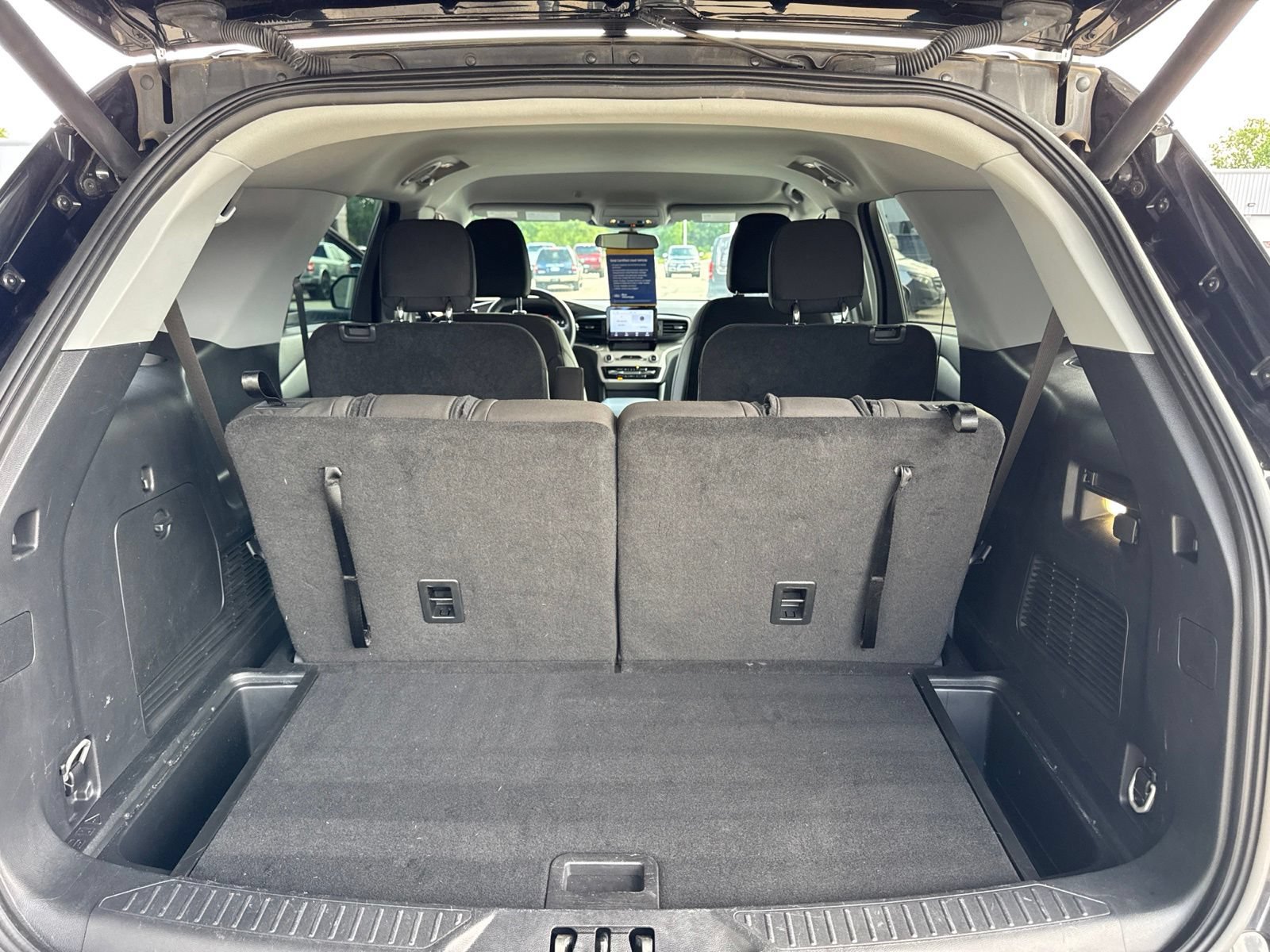 Certified 2023 Ford Explorer XLT AWD/4WD image 39