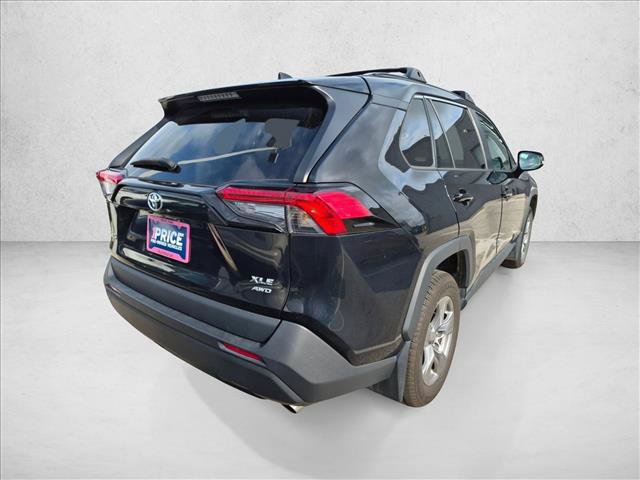 Used 2022 Toyota RAV4 XLE w/ Convenience Package AWD/4WD image 5