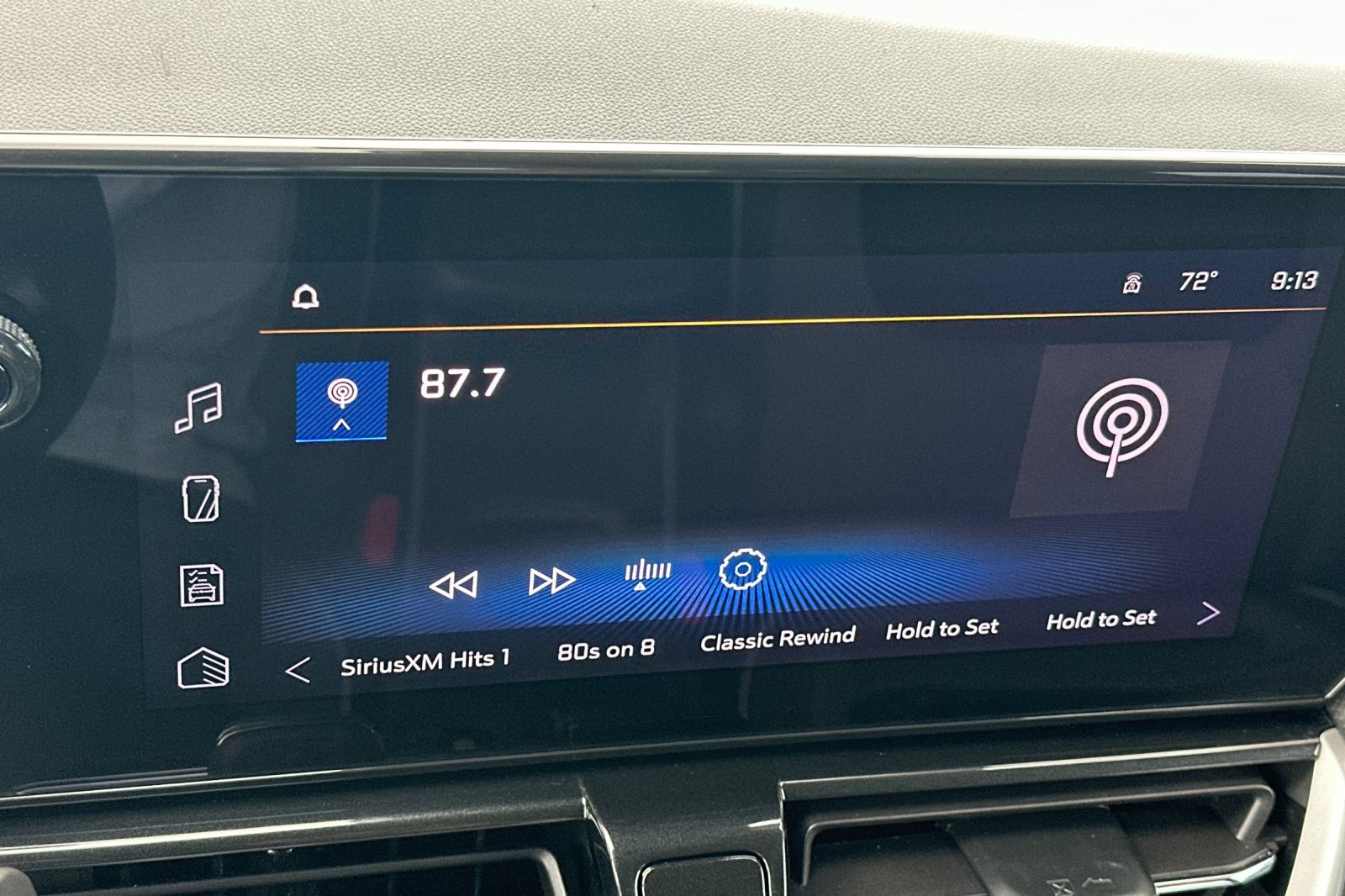 Used 2025 Chevrolet TrailBlazer LT FWD image 17