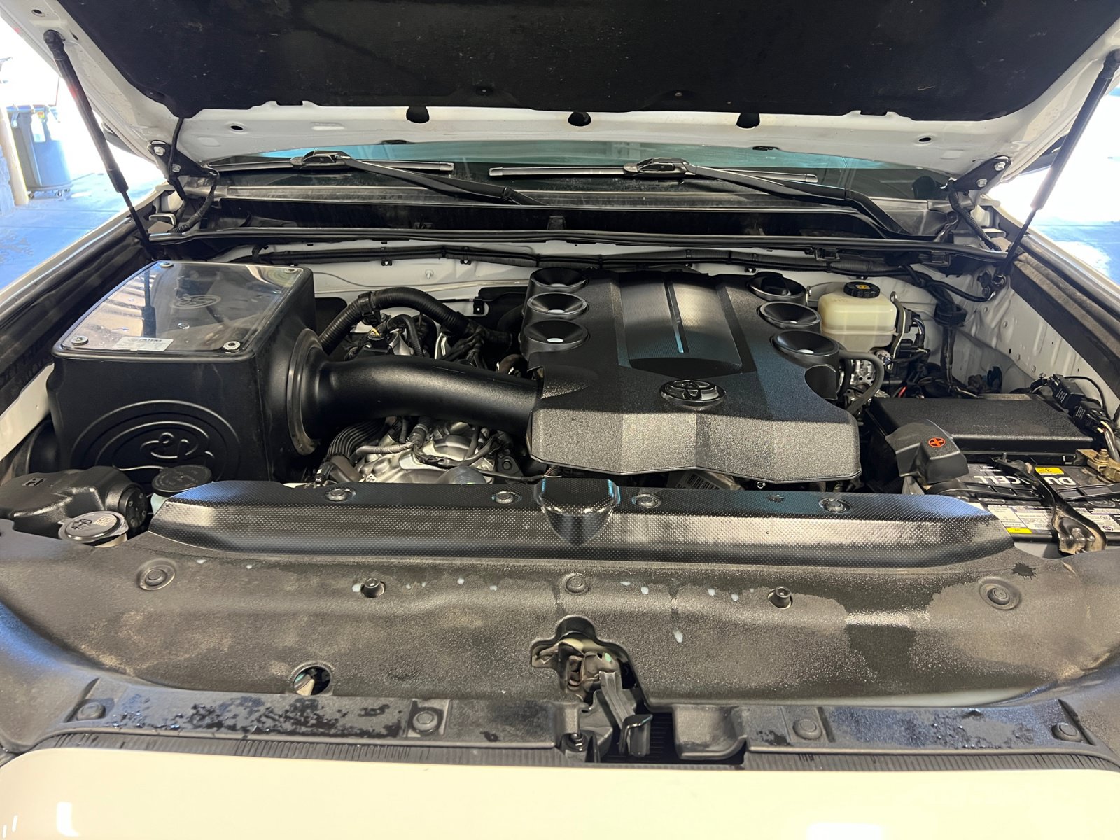 Used 2018 Toyota 4Runner SR5 Premium AWD/4WD image 34