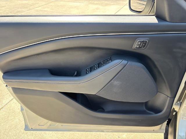 Certified 2025 Ford Mustang Mach-E Select w/ Comfort Package Lite image 14