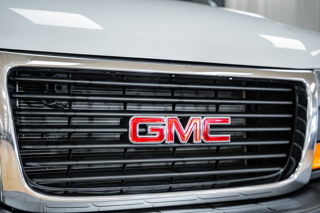 Used 2024 GMC Savana 2500 w/ Driver Convenience Package image 11