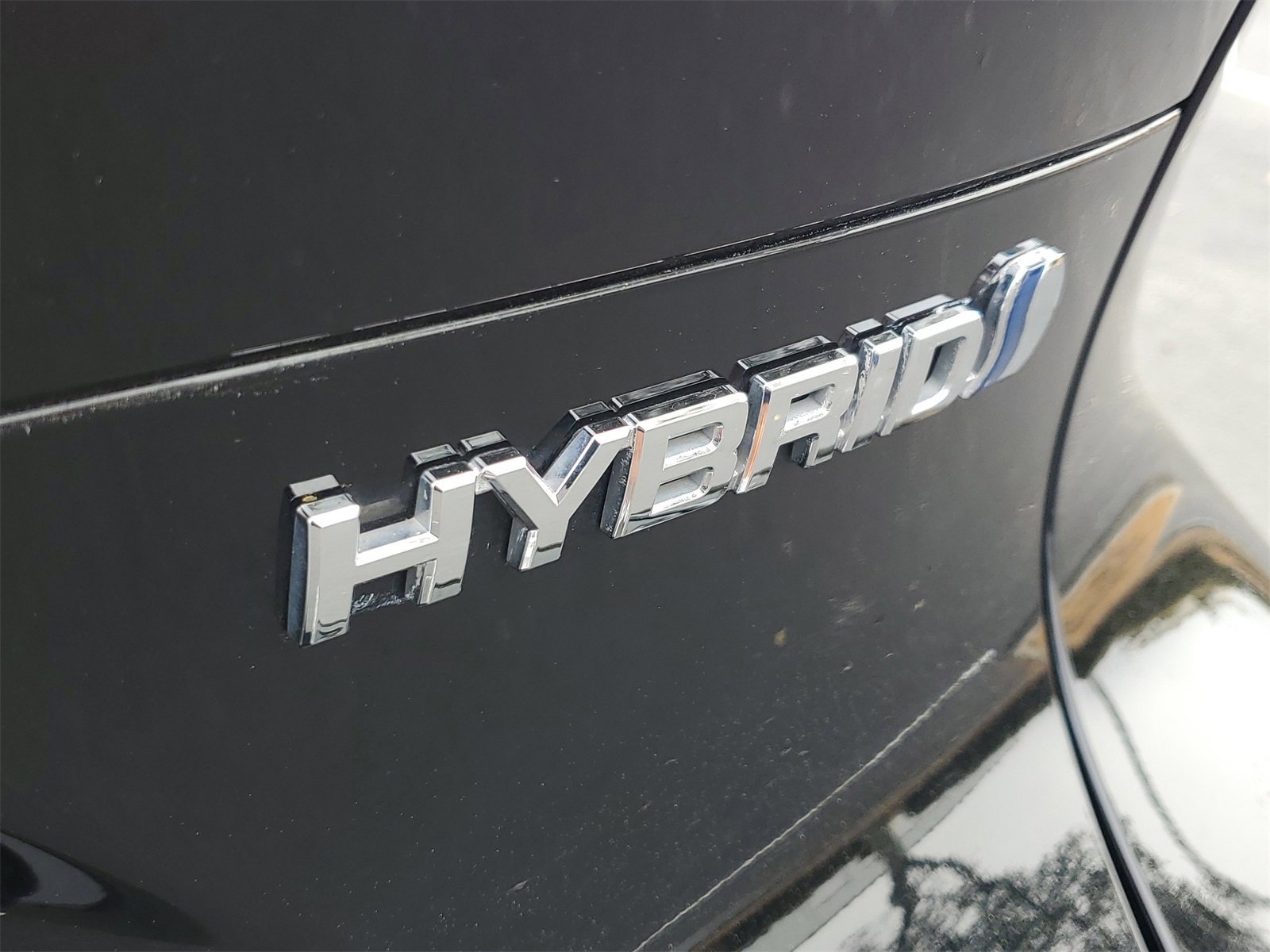 Used 2022 Toyota Venza LE image 7