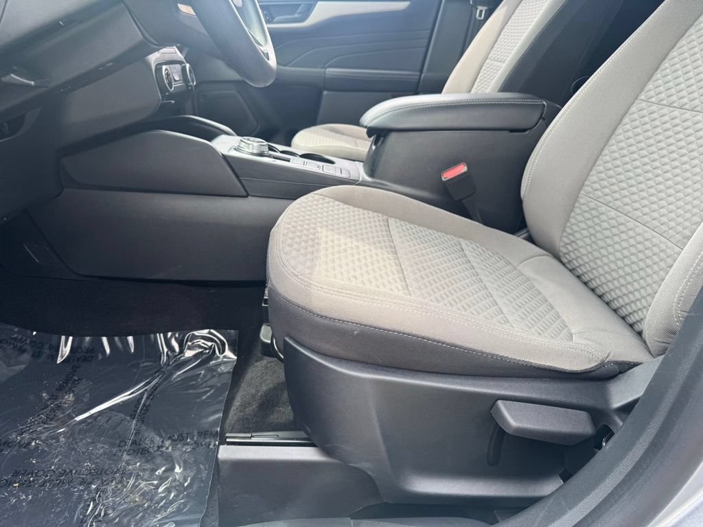 Certified 2022 Ford Escape SE AWD/4WD image 5