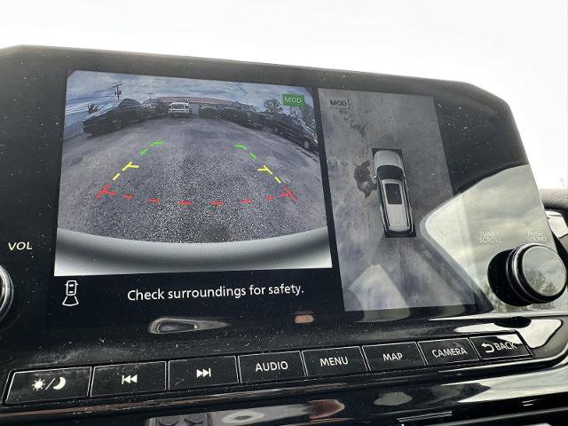 Used 2025 Nissan Pathfinder Platinum w/ Cargo Package FWD image 30