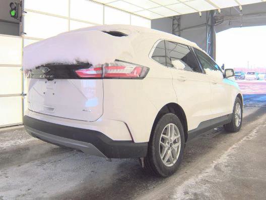 Certified 2024 Ford Edge SEL w/ Convenience Package image 2