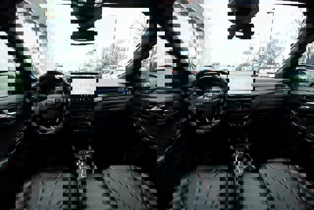 Certified 2025 Ford Escape ST-Line Elite w/ Premium Technology Package image 11