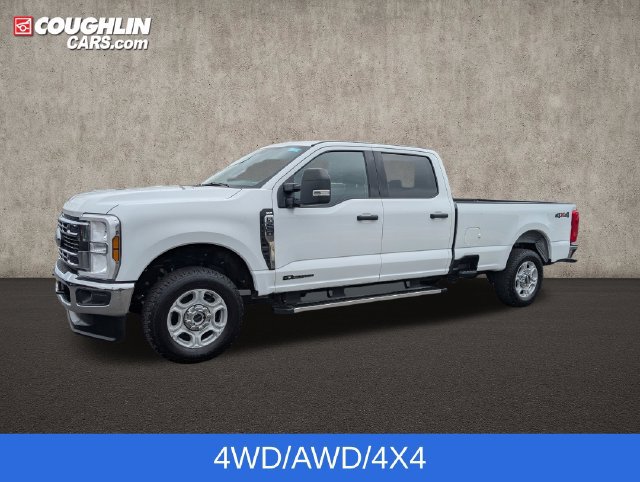 Certified 2025 Ford F250 XLT AWD/4WD image 5